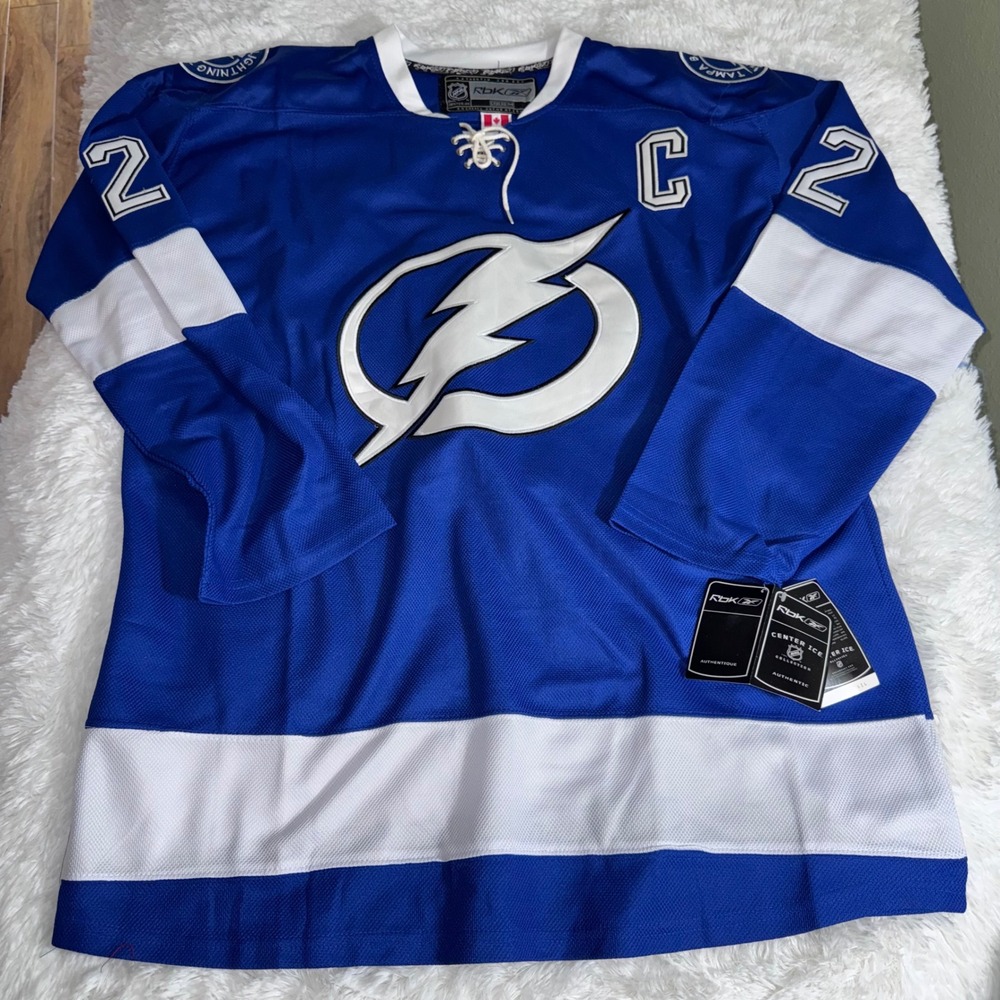 Reebok Tampa Bay Lightning Jersey Mens 56 Blue New Larson 92 Stitched Authentic